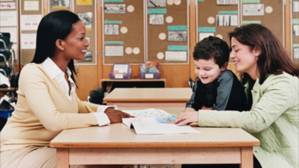 Parent, student and teacher at Parents evening