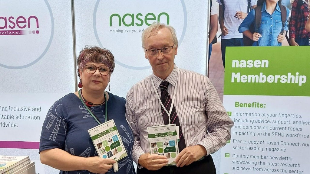 Authors Julia Clouting and Myles Pilling presenting copies of the nasen Assistive Technology miniguide